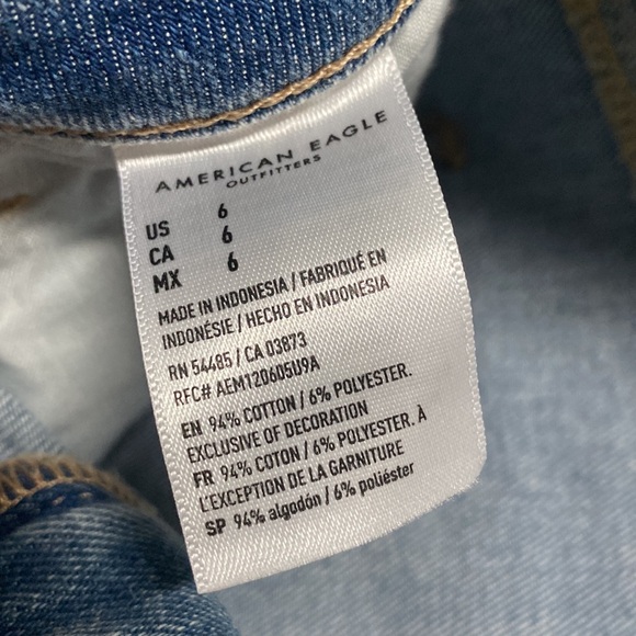 Womens American Eagle Jean Shorts - Picture 3 of 4